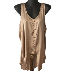XL Topa  tan cream sleeveless hi-low button down